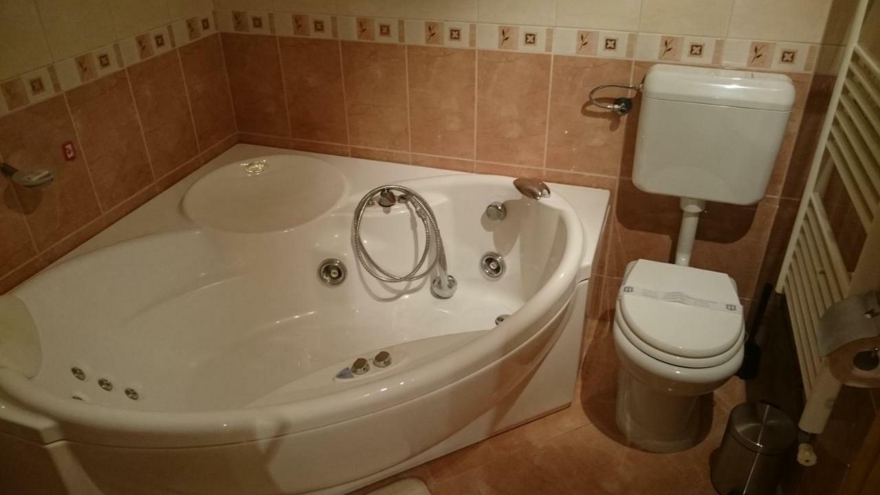 Apartment Kosic Zgaljic Exteriör bild