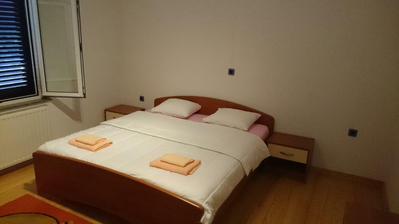 Apartment Kosic Zgaljic Exteriör bild