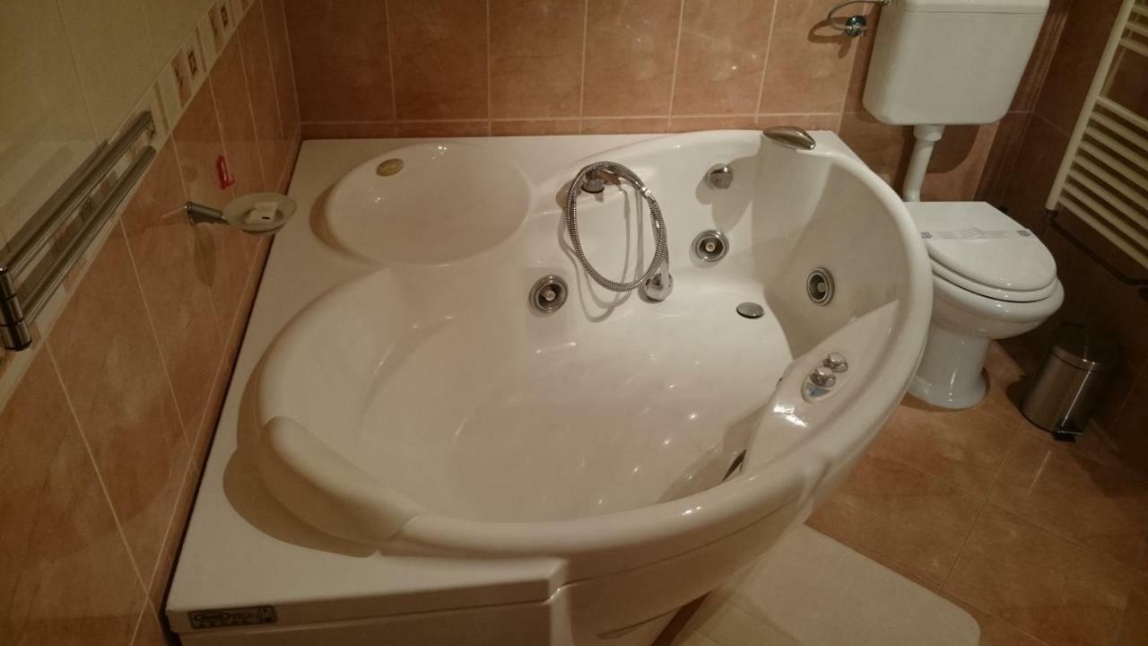 Apartment Kosic Zgaljic Exteriör bild